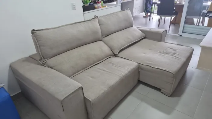 Sofá retrátil usado