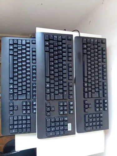 Kit de Teclados com fio USB Usados- 3 Le Novo Usado