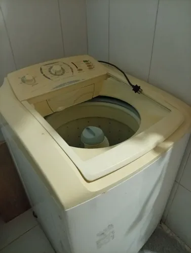 Máquina de roupa