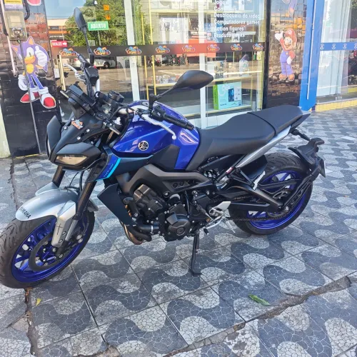 Vende Yamaha MT 09
