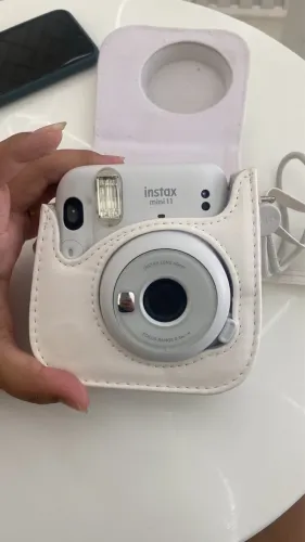 Instax mini 11 com acessórios 