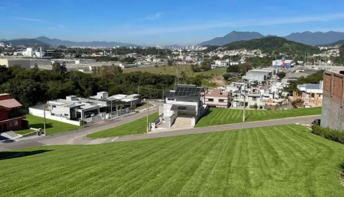 Excelente terreno 360m² condo fechado, linda vista