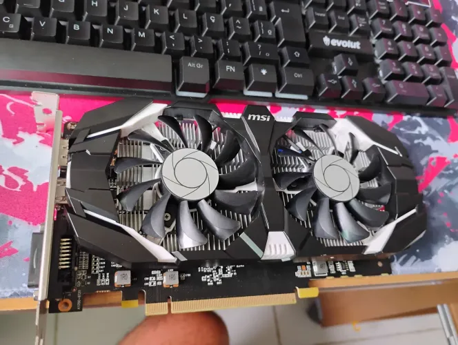 Placa de vídeo GTX 1050 Ti 4GB