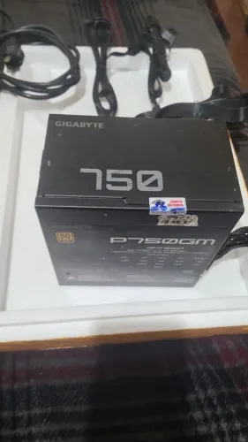 Fonte alimentação PC Game .GIGABYTE GP-P750GM., usada em perfeito funcionamento.e testada