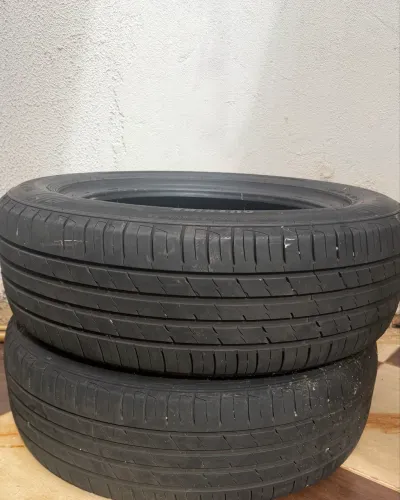Pneu 225/60/18