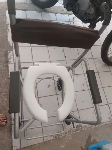 Cadeira de banho excelente