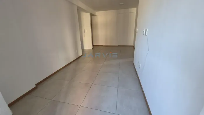 ALUGO APARTAMENTO 2 QUARTOS POR 4.500 SEMI MOBILIADO NO CORREDOR VERA ARRUDA