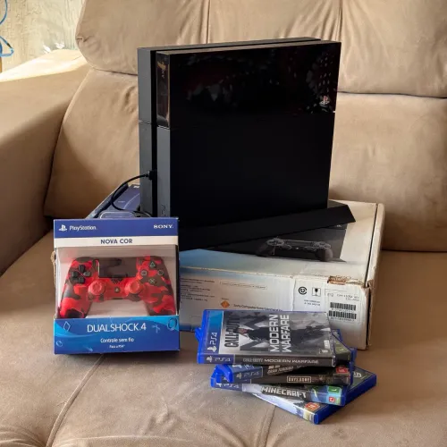 PS4 Completo na Caixa + 5 Jogos Originais + Suporte Vertical + Controle Exclusivo