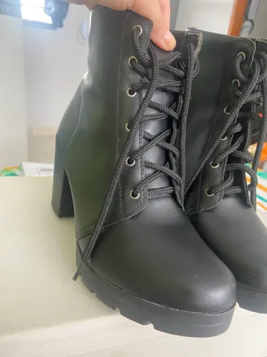 Bota coturno 36