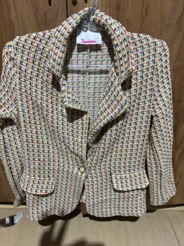 Blazer feminino tamanho P comprado em Barcelona sem uso novo
