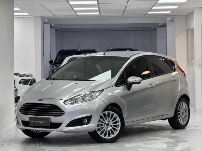 Ford Fiesta SEL 1.6 16V Flex Mec. 5P 2017