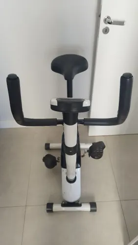 Bicicleta ergométrica kikos Kv3. 1i magnética
