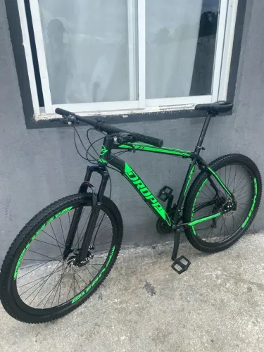 Bicicleta aro 29 com nota fiscal nova quadro 21