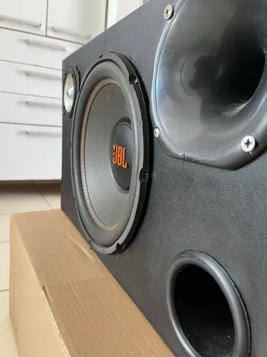 Caixa Trio sub 12 JBL 350wrms