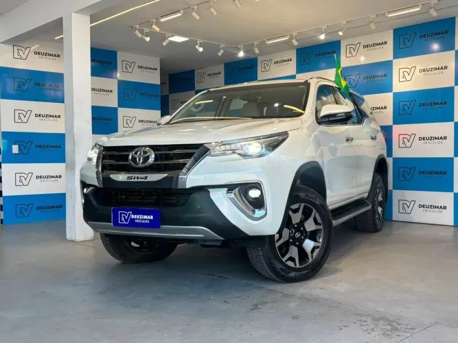Toyota Hilux SW4 SRX Diamo. 4X4 2.8 TB DIE AUT 2020