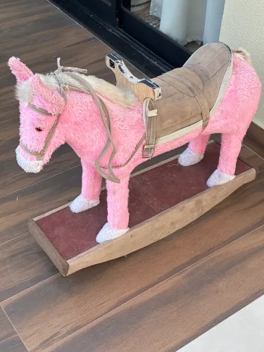Cavalo infantil balanço