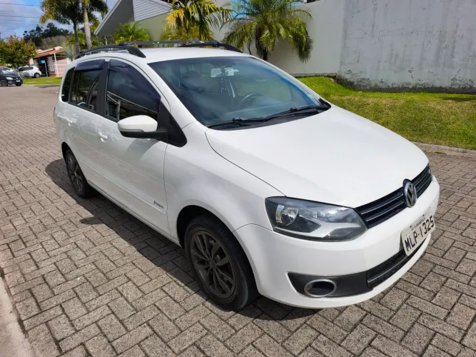 Volkswagen Spacefox 1.6/ 1.6 Trend Total Flex 8V 5P 2014