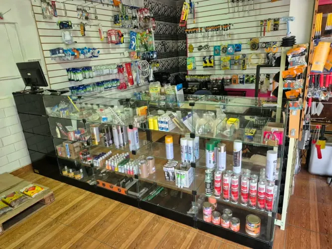 Vendo vitrine modular. 3mt largura 1.10 altura