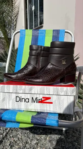 Bota de Couro Country Feminina