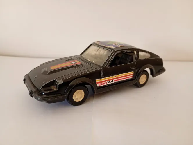 Tootsietoy - Miniatura Datsun 280X