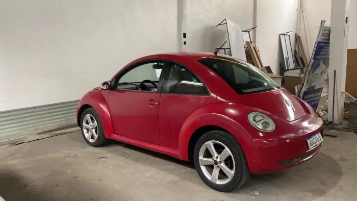 Volkswagen New Beetle 2.0 MI Mec./aut. 2009