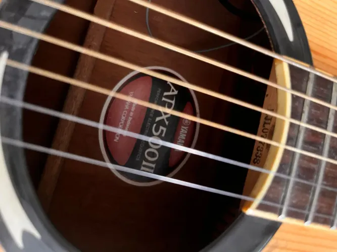 Violão profissional yamaha 