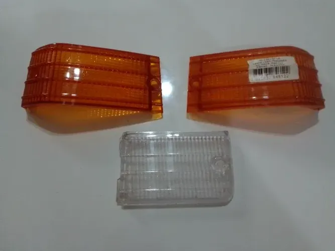 Lentes das lanternas traseiras Fiat 147