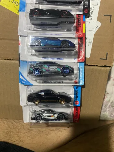 Hot wheels lote