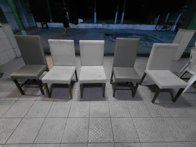 Cadeiras Alcochoadas