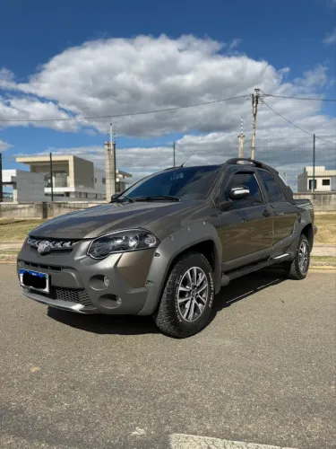 Fiat Strada Adventure1.8/ 1.8 Locker Flex CD 2010