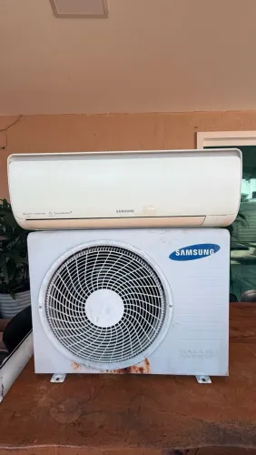 Split inverter Samsung doctor 12mil