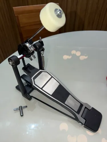 Pedal de bateria zerado ( profissional )