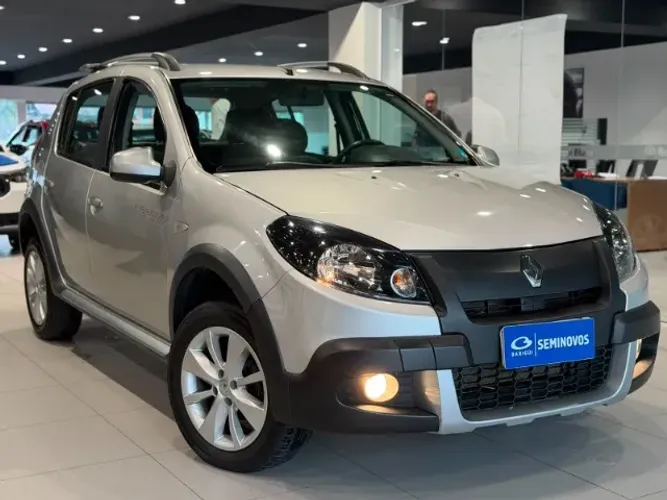 Renault Sandero Stepway Hi-flex 1.6 16V 5P Aut. 2013