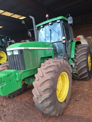 TRATOR JOHN DEERE