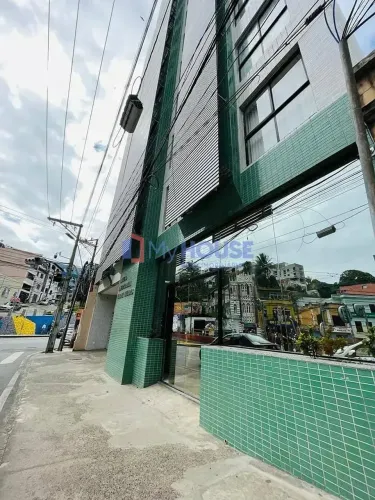Escritório Pronto Edifício Misael Tavares à Venda com Vista Frontal em Ilhéus 45m², em Lo