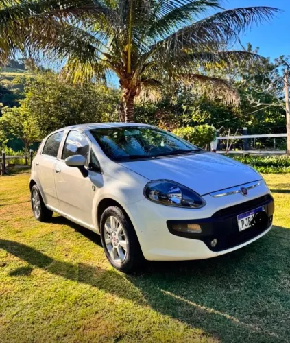 Fiat Punto Attractive Italia 1.4 F.flex 8V 5P 2015