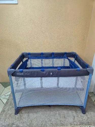 Berço que vira Cercadinho Portátil