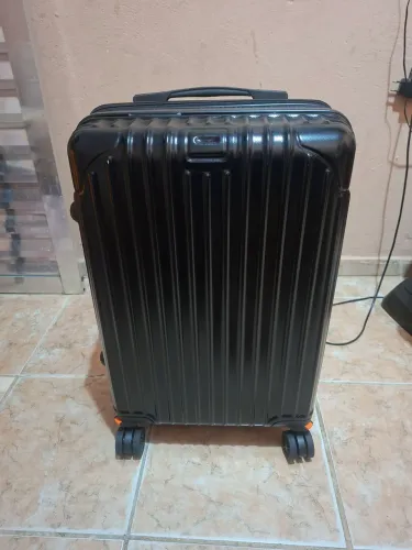 Mala semi nova so foi usada uma vem