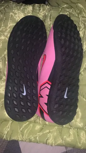 Vendo chuteira da marca Nike Mercurial Vapor 16 Club,