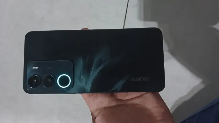 Realme UI C73, RAM 8,0 + 16,0 GB apenas 3 semanas de uso sem nem um problema não danificad