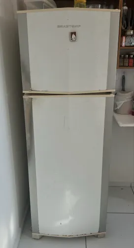 Vendo geladeira usada 