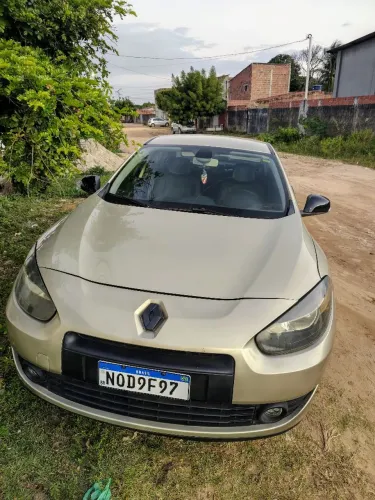 Renault Fluence Sed. Dynamique 2.0 16V Flex Aut. 2011