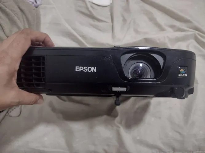 Projetor Epson +12