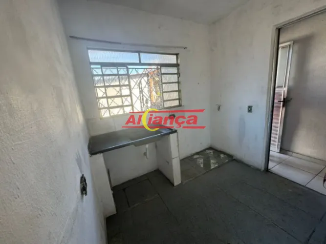 CASA RESIDENCIAL 40m², 1 QUARTO, PARA LOCAÇÃO SERÓDIO