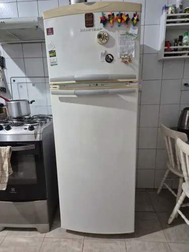 Geladeira brastemp frost free