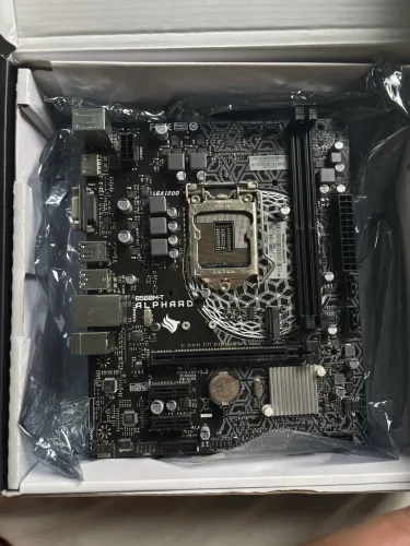 Placa mãe b560m (TROCO por outra placa mãe am4)