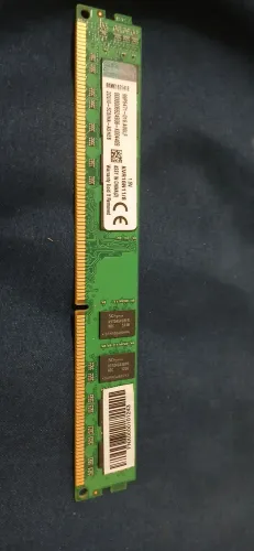 memória RAM DDR3 8GB Kingston (KVR16N11/8-1600MHz)