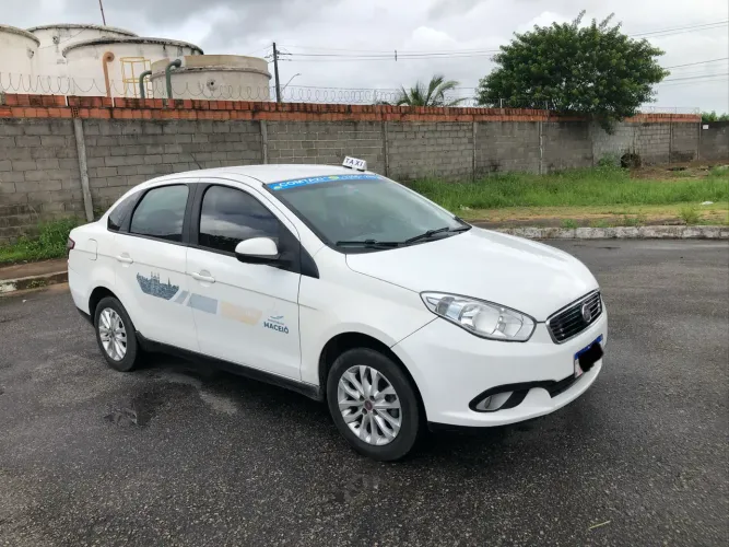 Fiat Grand Siena Attrac. 1.4 EVO F.flex 8V 2018