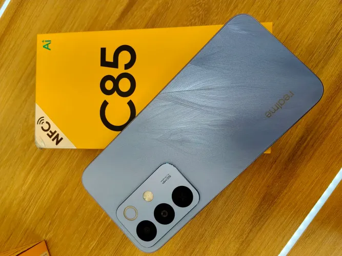 C85 novo na caixa
