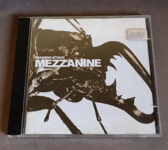 Massive Attack - Mezzanine (CD Nacional)